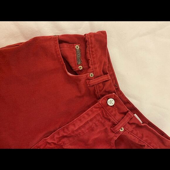 Calvin Klein High Rise Mom shorts - Picture 6 of 6